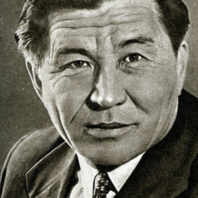 Шакен Айманов