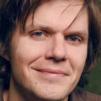 Джим Страуз