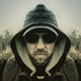 Дэвид Робертсон