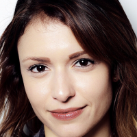 Стефани Эконому