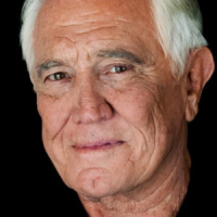 Джордж Лэзенби