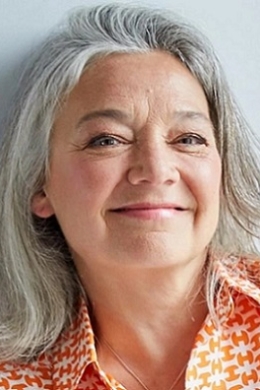 Кьяра Менэдж