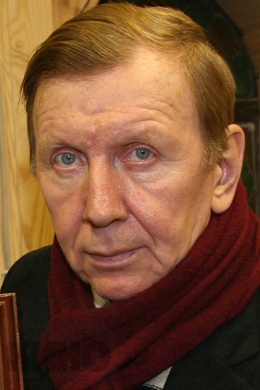 Юрий Чернов