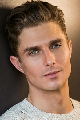 Алекс Кубис