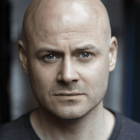 Адам МакНамара