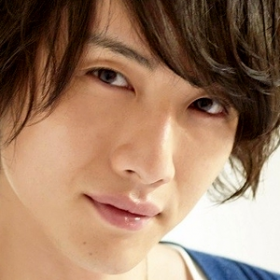 Хосогай Кей