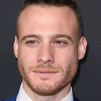 Керем Бюрсин