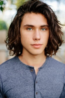 Финн Робертс