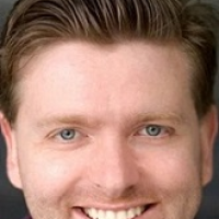 Стив Корнер