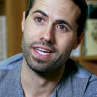 Эй Джей Леон