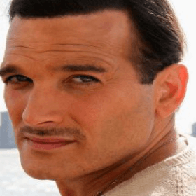 Филлип Блох