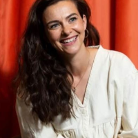 Сара Викерз