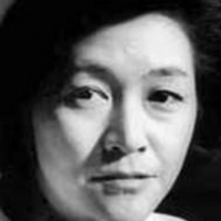 Адзума Эмико