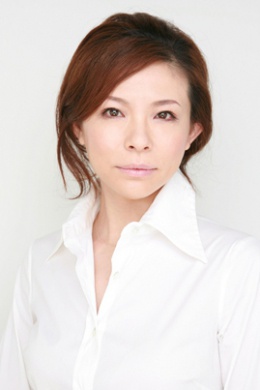 Акияма Нацуко