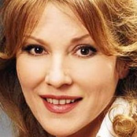 Елена Романова