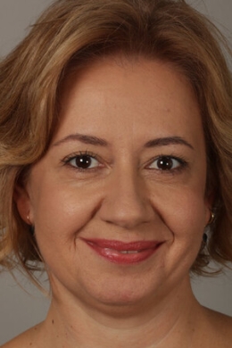 Озлем Чакар