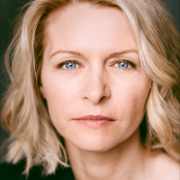 Энн Мари ДеЛуиз