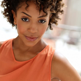 Зора Ховард