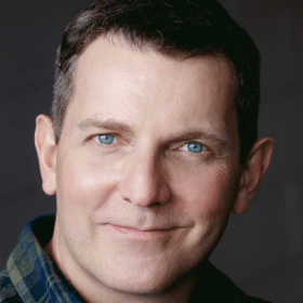 Кевин Би Хартли