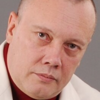 Владимир Комаров