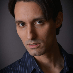 Адриан Нэнни