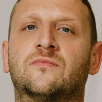 Тим Робинсон