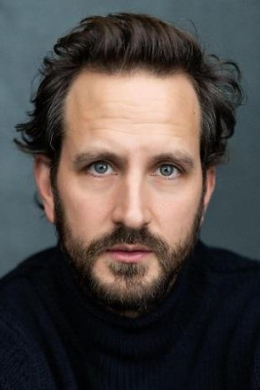 Доминик Тай