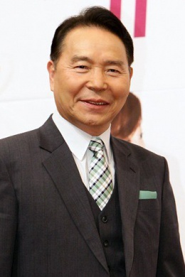 Ли Ён Ху