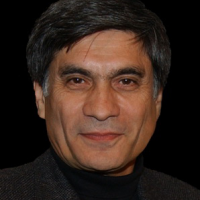 Назим Туляходжаев