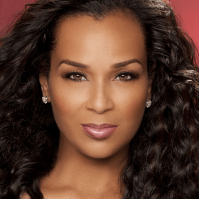 ЛизаРэй МакКой