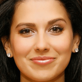 Хилария Болдуин