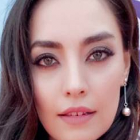 Зейнеп Тугче Баят