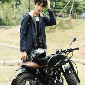 Ваньянь Ло Жун