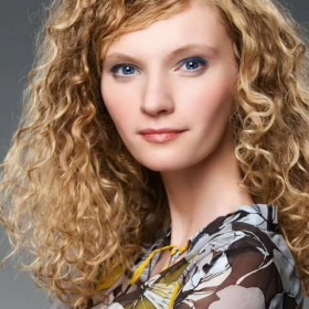 Агата Бузек