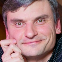 Станислав Староверов