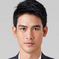 Джинна Наварат