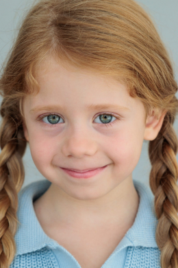 Арина Шелобанова