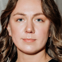 Полина Гассельблат