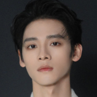 Цюань И Лунь