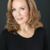 Лаура Солтис