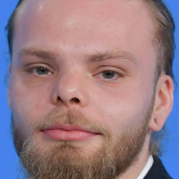 Жюльен Манье