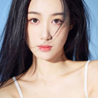 Ли Цзя Синь