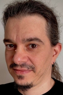 Антон Бондарь