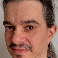 Антон Бондарь