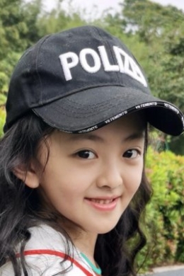 Эбигейл Жень