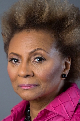 Лесли Аггамс